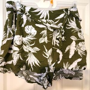 Old Navy shorts
